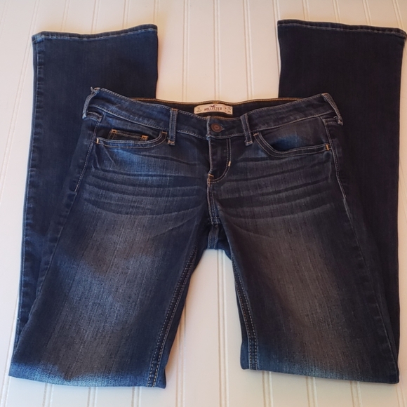 Hollister Denim - Hollister flared jeans sz 25
